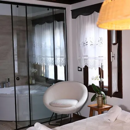 Ador Boutique Hotel Berat Exterior photo