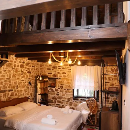 Ador Boutique Hotel Berat Exterior photo
