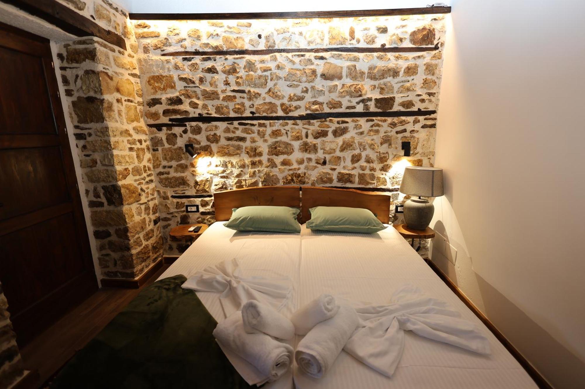 Ador Boutique Hotel